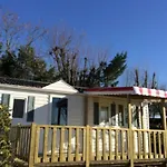 Mobil 27m² Avec Terrasse - 5 Personnes - Api-1-52-308 *