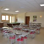 مكان تخييم Mobil 27m² Avec Terrasse - 5 Personnes - Api-1-52-308