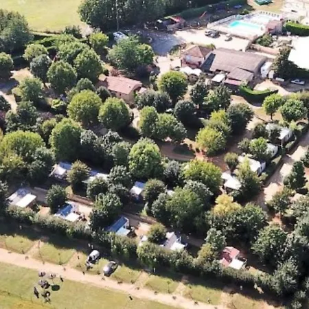Campingplatz Mobil 27m² Avec Terrasse - 5 Personnes - Api-1-52-308 *