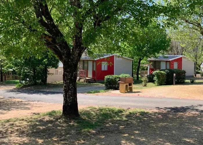 Mobil 27m² Avec Terrasse - 5 Personnes - Api-1-52-308 * Limeuil